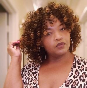 Meet your Posher, Lajuanda